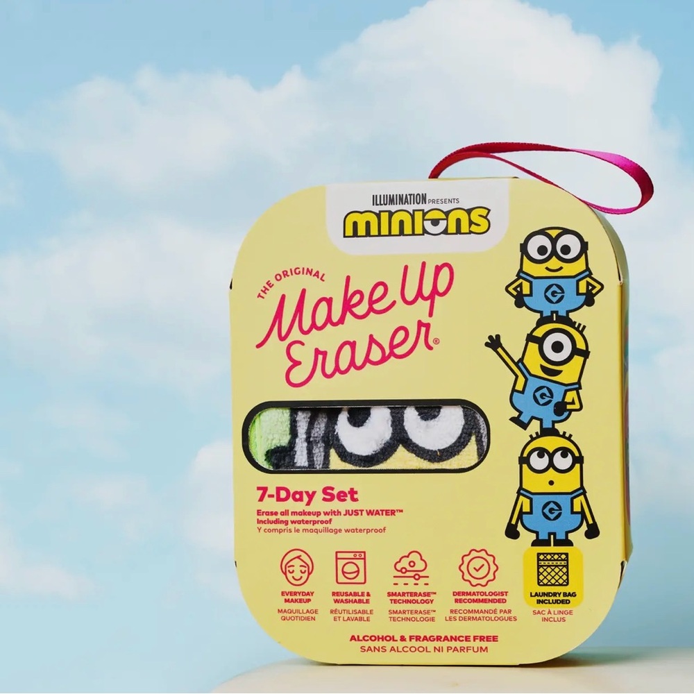 The Original MakeUp Eraser Illumination Minions 7 Day Cloths & Laundry Bag NWB